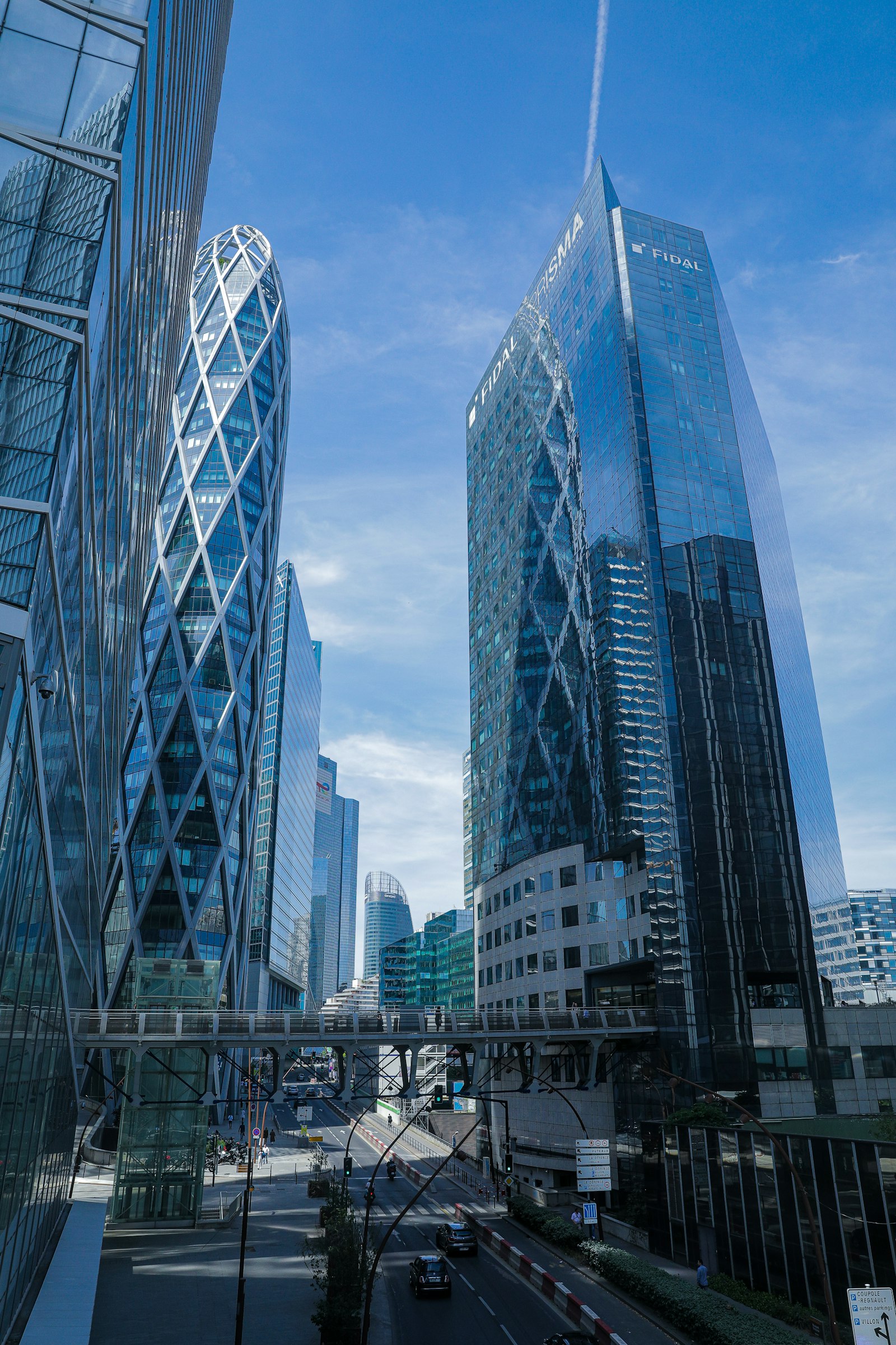 Tours de bureaux à La Défense