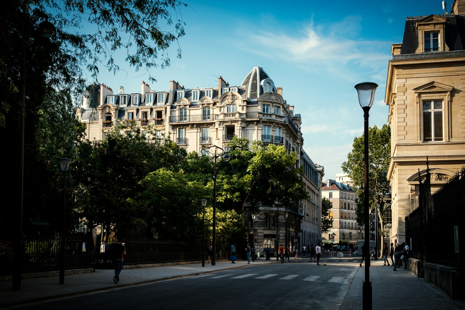 Immeuble haussmannien à Paris